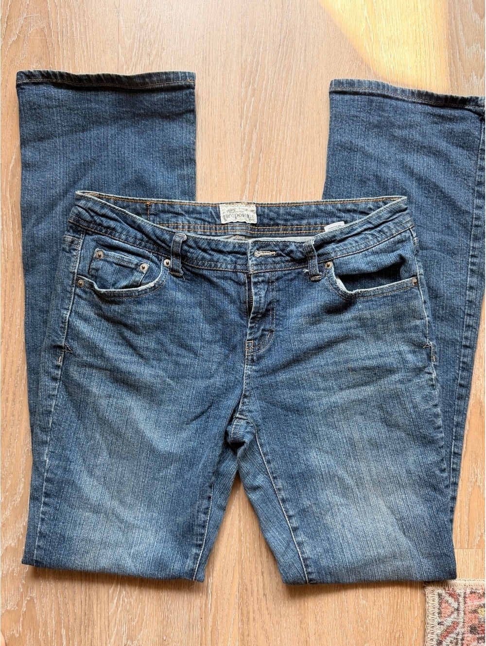 Vintage Y2K low rise Aeropostale Chelsea Bootcut Jeans Size 7/8 Long